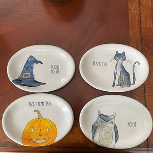 Rae Dunn Halloween 2019 Retired Small Oval Plates
